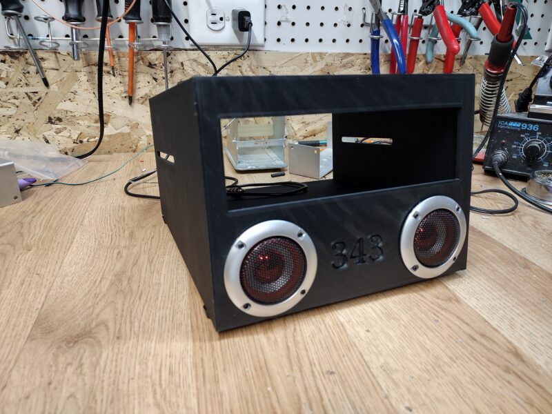 Radio box with speaker - Image 2